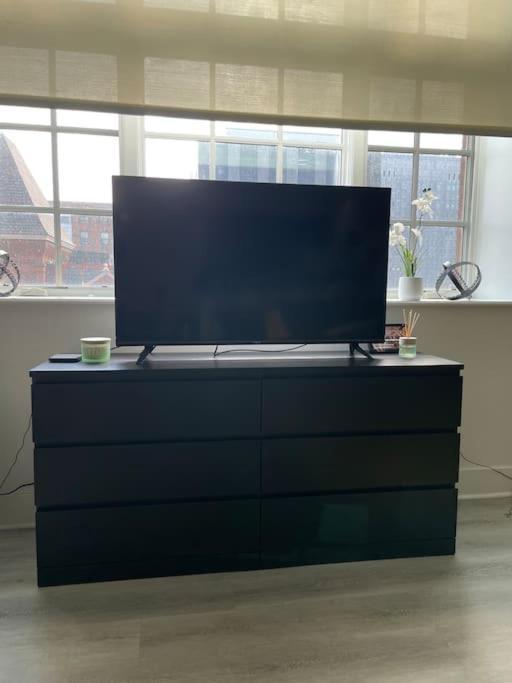 Cozy, High Rise, Large Studio Facing Downtown . Appartement Baltimore Buitenkant foto