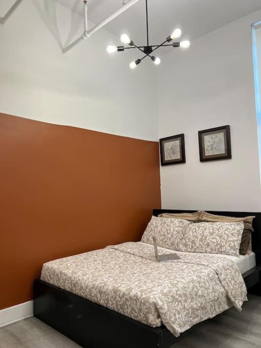 Cozy, High Rise, Large Studio Facing Downtown . Appartement Baltimore Buitenkant foto